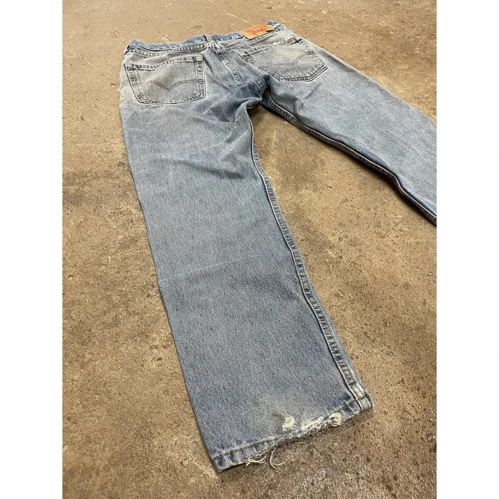 Levis 505 Jeans Mens 33x29 Light Wash Distressed Straight Zip Fly PC9 00505-4891